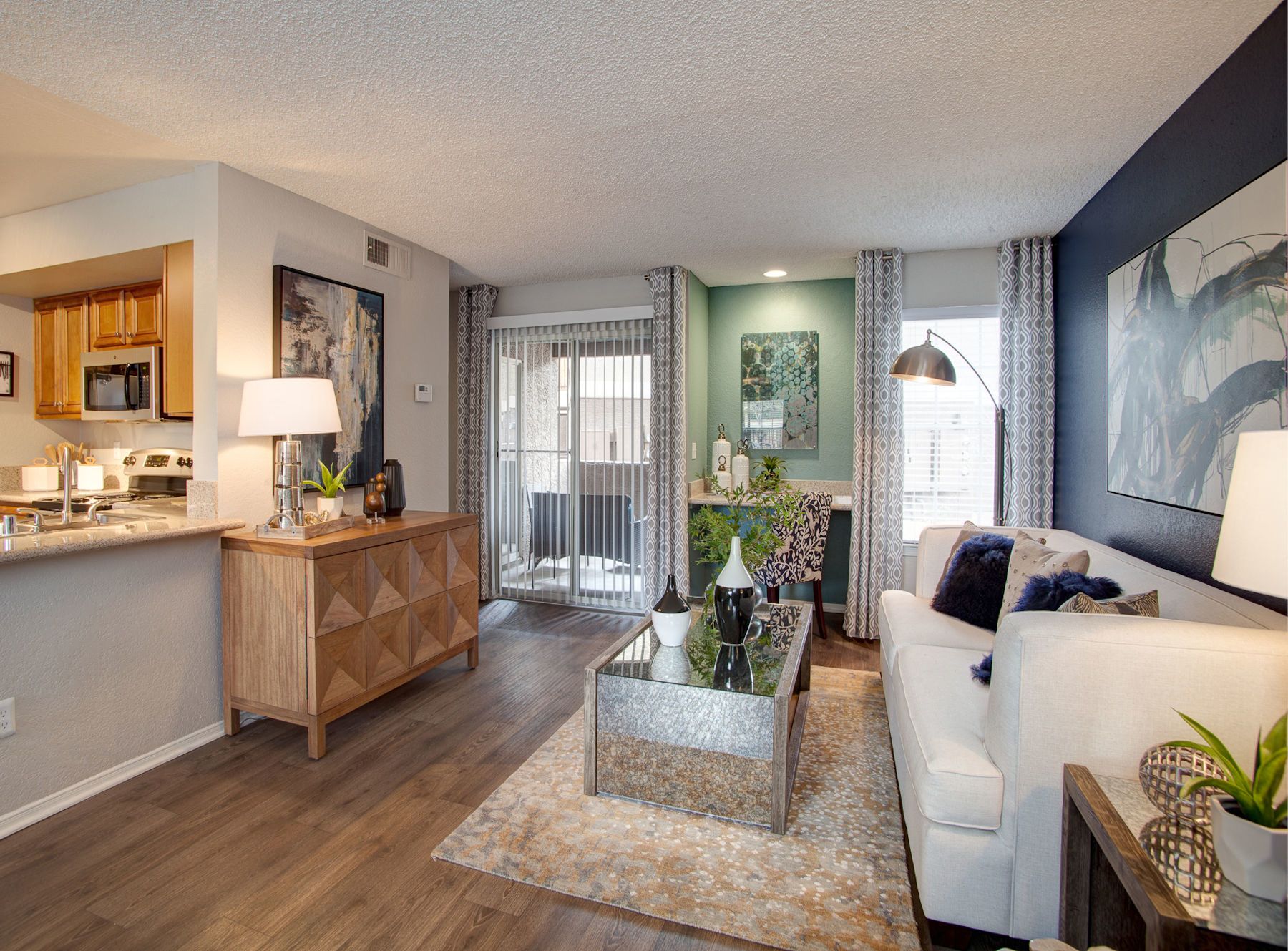 Photos of Reflections at the Lakes apartments in Summerlin